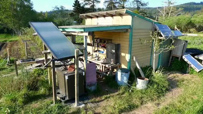 AEF solar water heaterImproved solar water heating system