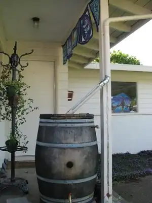 Sunny Brae rainwater catchment systemA residential rainwater catchment system