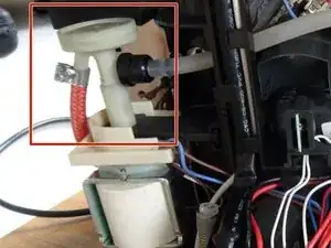 Pulsation damper / pressure relief valve