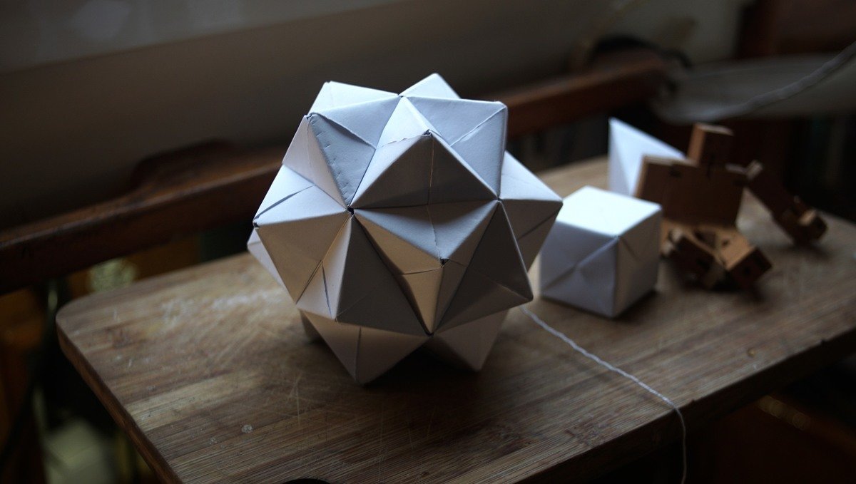 A photo of 30-sonobe origami, sitting on a cutting board