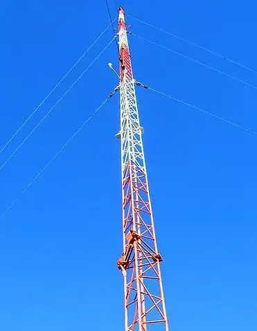 AM broadcast antenna