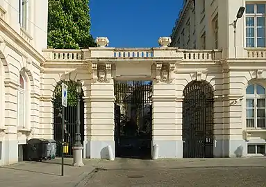 Portico of the Impasse du Borgendael/Borgendaalgang