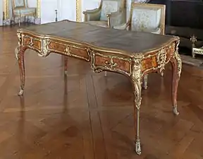 Bureau Plat by Bernard II van Risamburgh (1745)