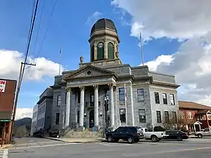 Cherokee County Courthouse in Murphy