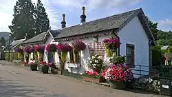 Luss Village, Tigh A Mhaoir