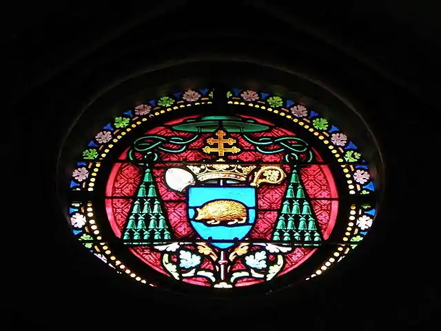 The coat of arms of Monseigneur Jean-François Dondel,   Bishop of Dol from 1749 to 1767. Also located in the north nave of the Cathédrale Saint-Samson.