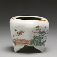 Incense burner (koro), porcelain with overglaze red, yellow, green black, purple, and gold enamels, 17th century
