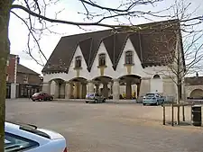 Brownsword Hall (front) by John Simpson (compare Tetbury Market House)