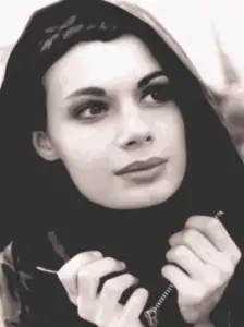 Same photograph vectorized with Inkscape's "Trace Bitmap" function, based on potrace, 1.05 MB