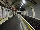 Northern line northbound platform looking north, July 2008